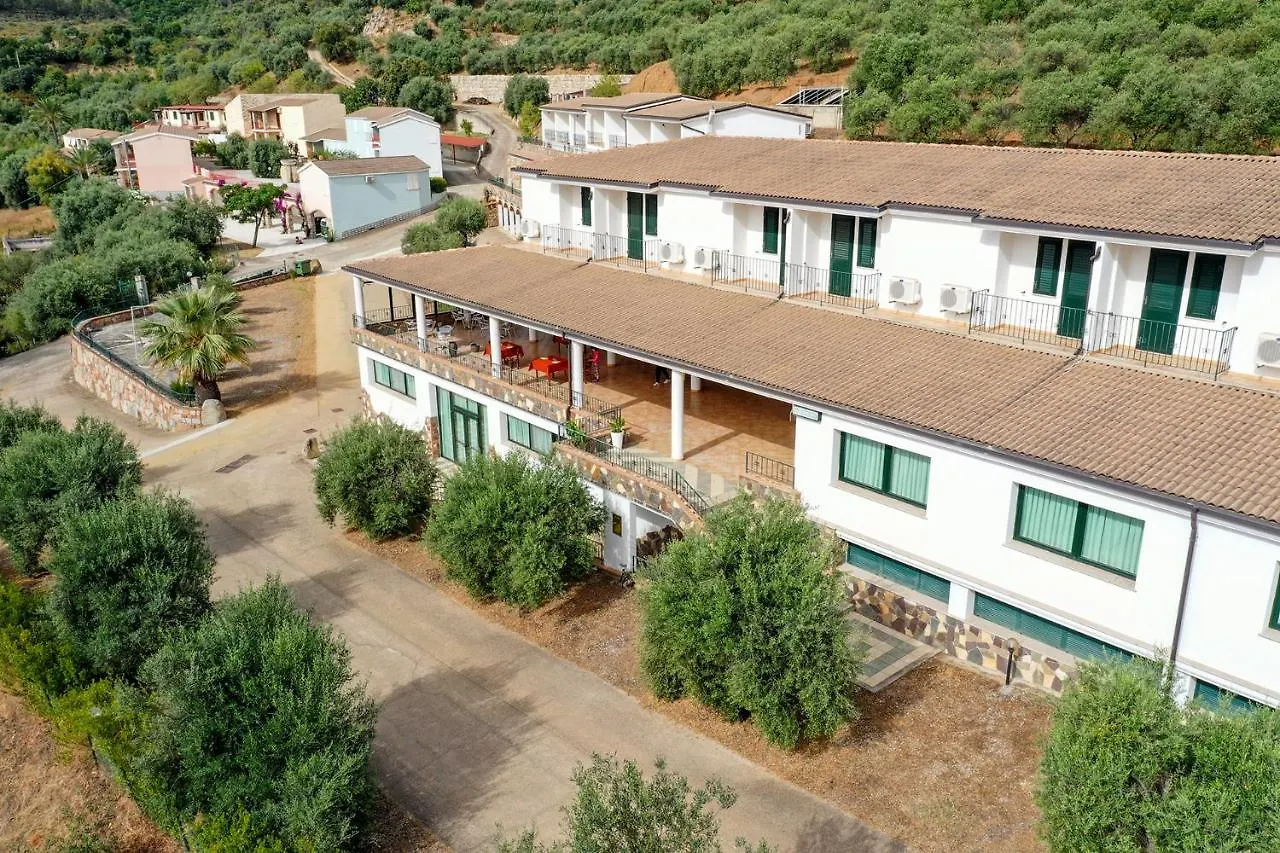 Hotel Is Murtas Jerzu